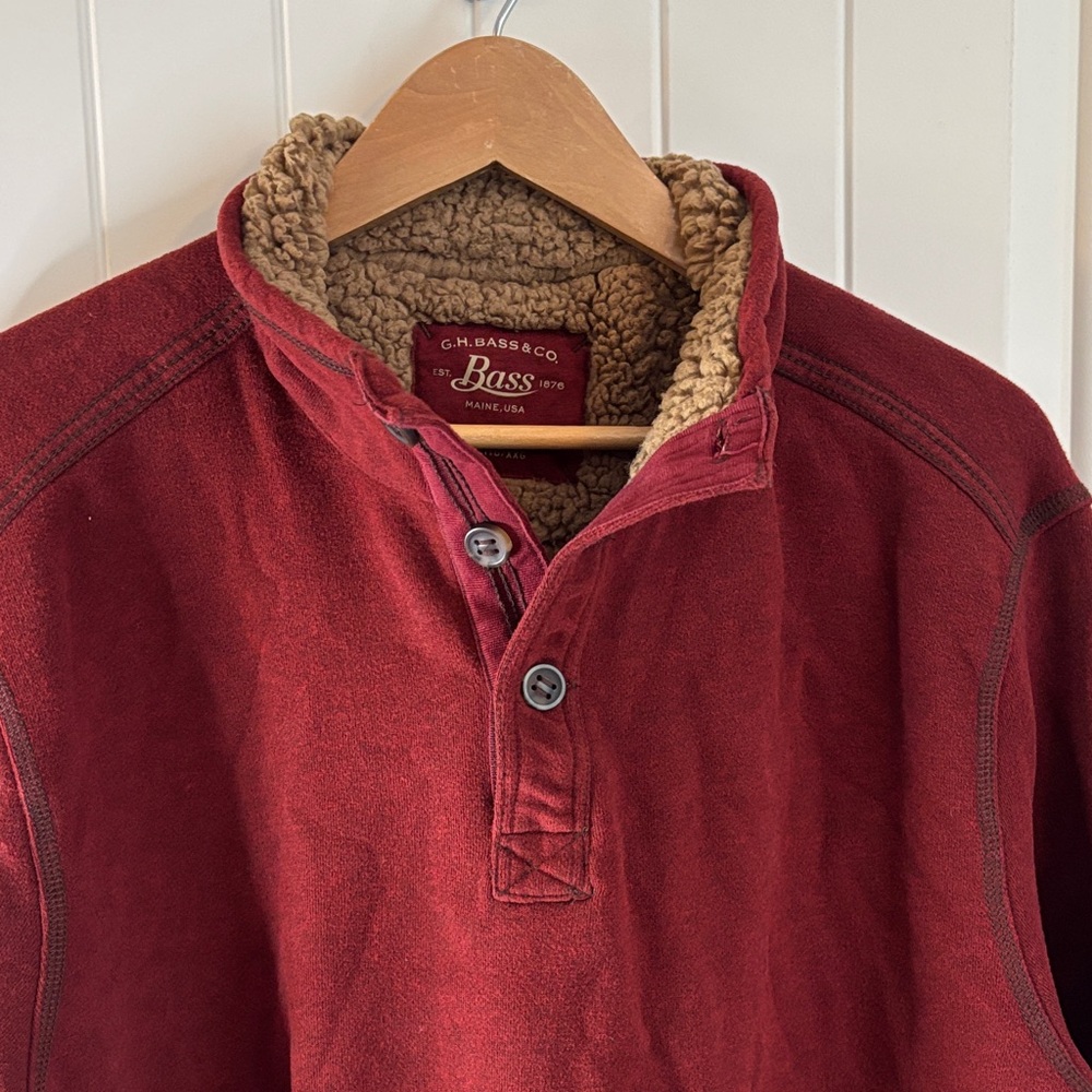 G.H. Bass & Co. Burgundy Pullover with Tan Sherpa Lining